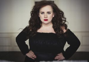 Lucie Al Portraits, Portrait photographer, Cork photographer, Portrait, Fine Art photography, Lucie Al Photography, Makeup, Ireland, Cork Ireland, Cork, Rennaissance, Flower crown, Fine Art Portrait, Parisian photographer that speak english, dreamshoot, London, Paris, barcelona